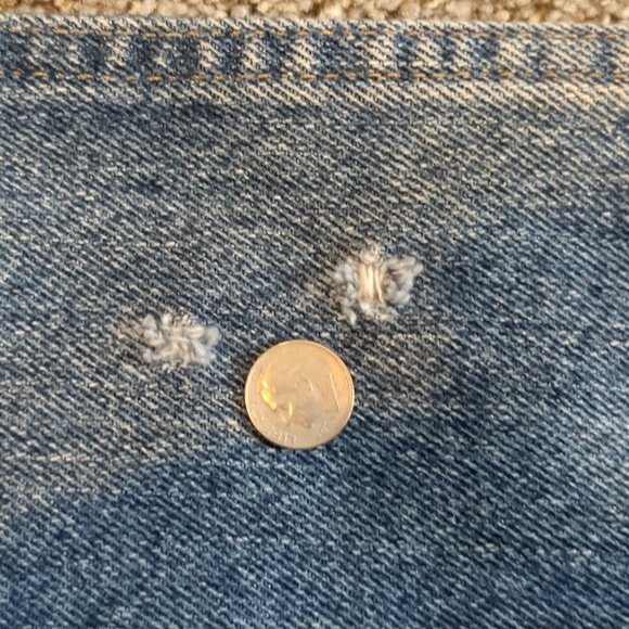 Men's Wrangler distressed regular fit blue jeans size 32X32 - Picture 12 of 12